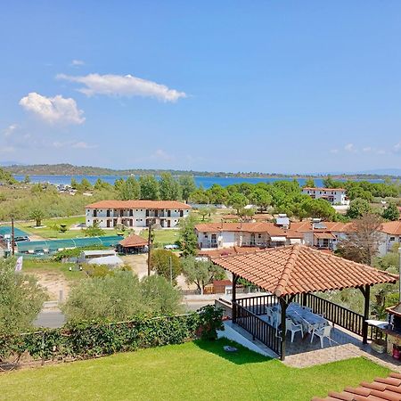 Anna Dani Apartments Вурвуру Екстер'єр фото