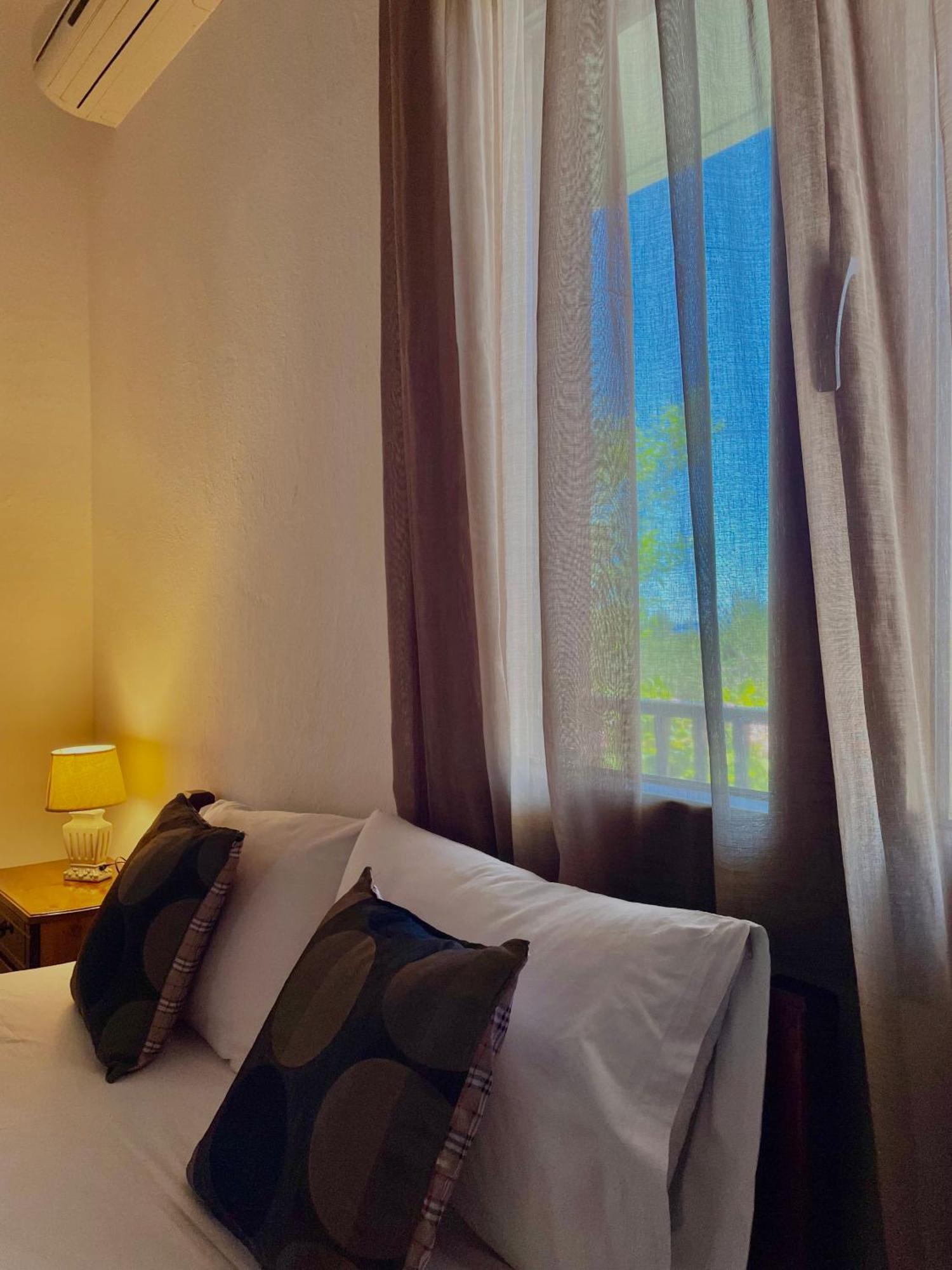Anna Dani Apartments Вурвуру Екстер'єр фото