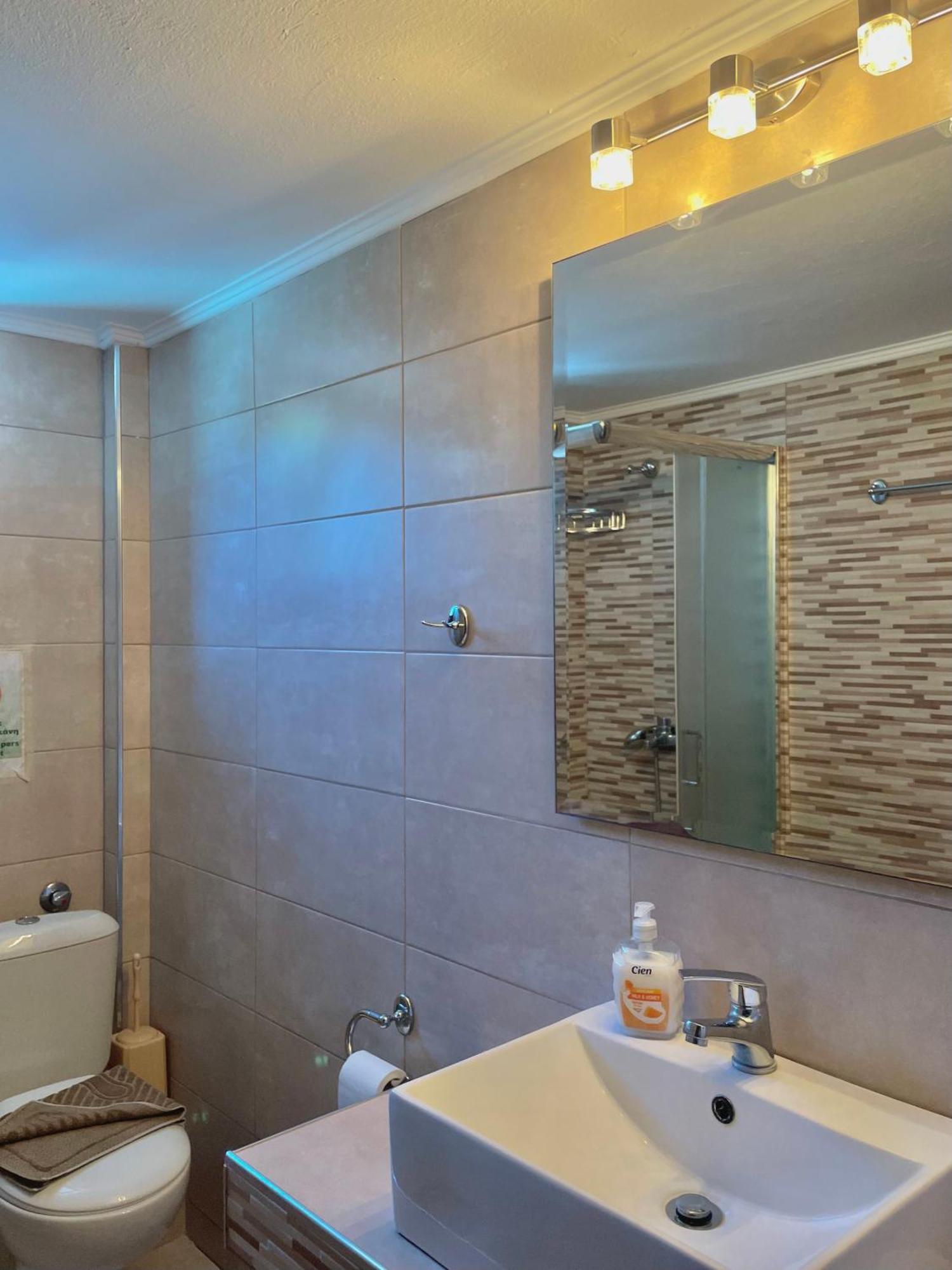 Anna Dani Apartments Вурвуру Екстер'єр фото