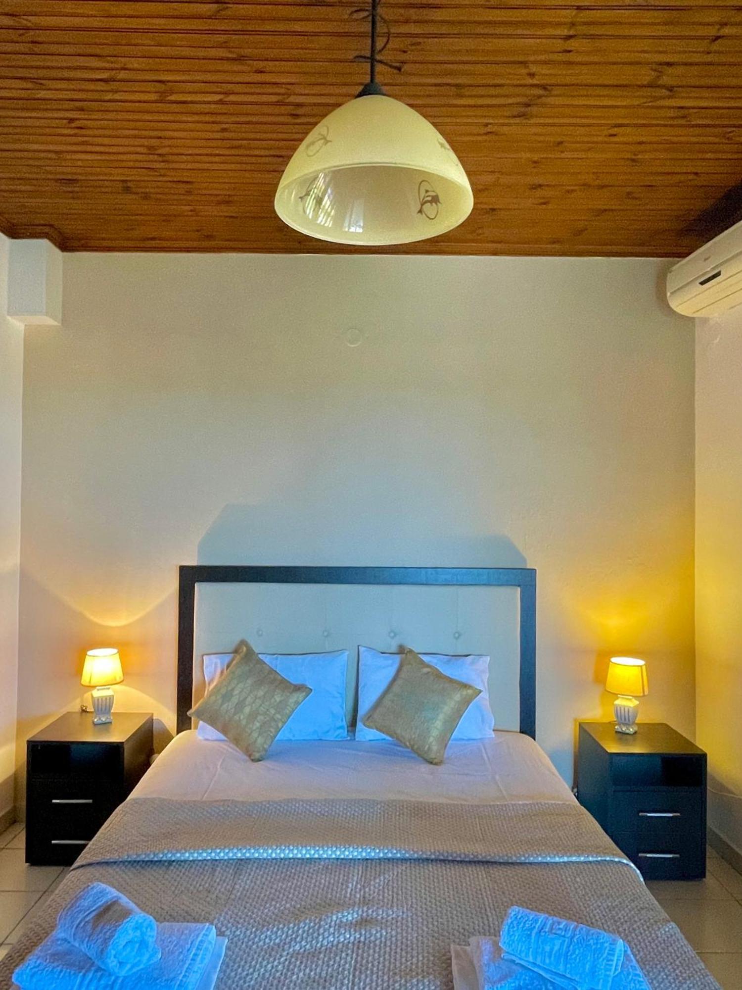 Anna Dani Apartments Вурвуру Екстер'єр фото