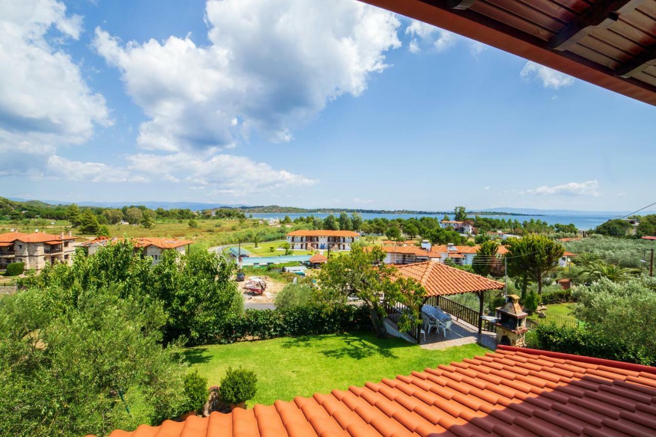 Anna Dani Apartments Вурвуру Екстер'єр фото